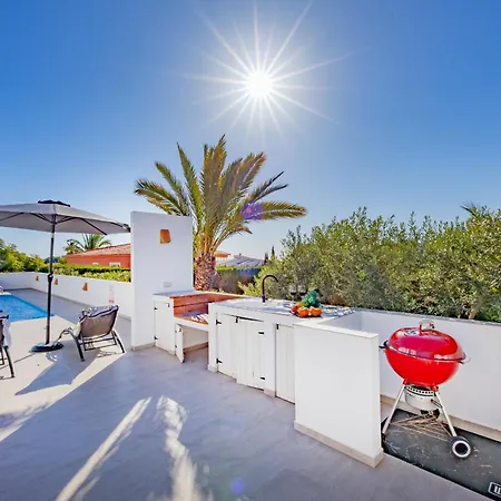 Altamira - Plusholidays 빌라 *