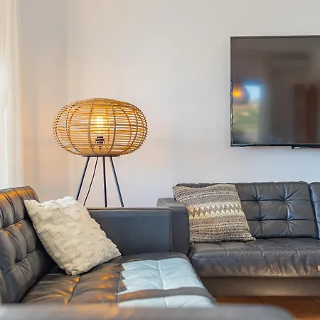 Altamira - Plusholidays 빌라 *