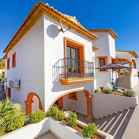 Altamira - Plusholidays *