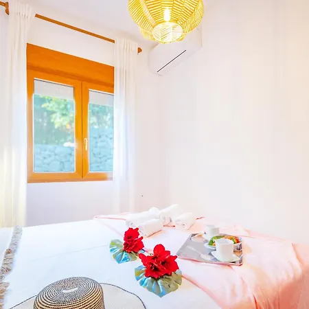 Altamira - Plusholidays