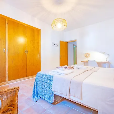 Altamira - Plusholidays * Ifach