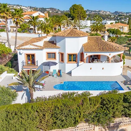 Altamira - Plusholidays Villa *