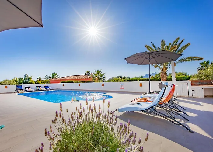 Altamira - Plusholidays