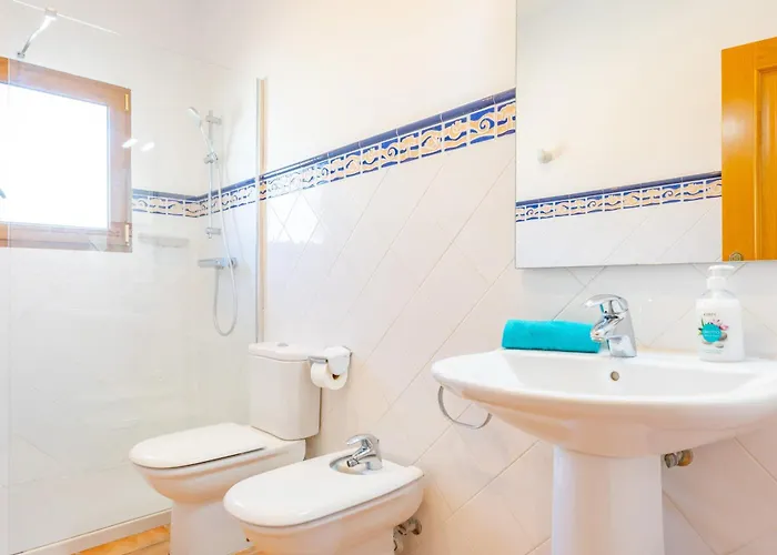 Altamira - Plusholidays * Ifach