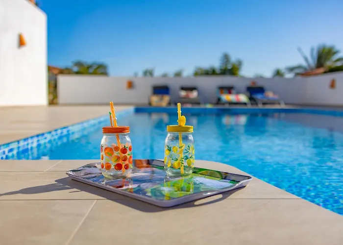 Villa Altamira - Plusholidays *